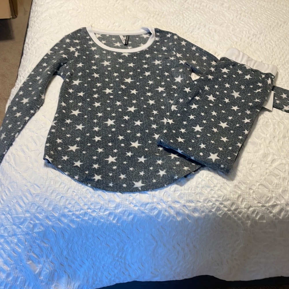 Jaclyn Intimates 2 piece pajama set